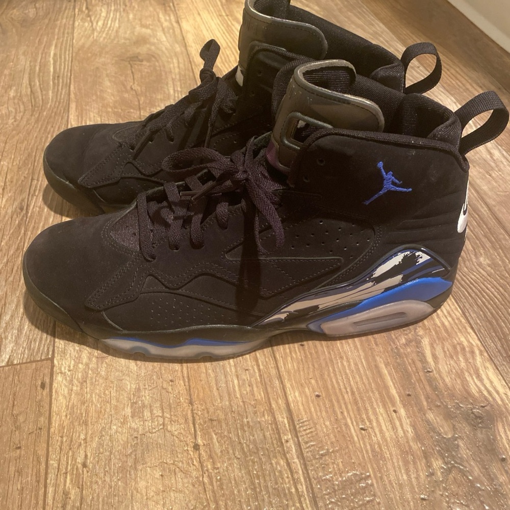 Nike Men's Black and Royal Blue Air Sneakers - Picture 4 of 7